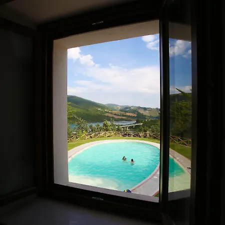 Colle Sul Lago Gasthof 4*