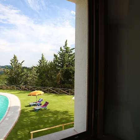 Colle Sul Lago Gasthof Cingoli